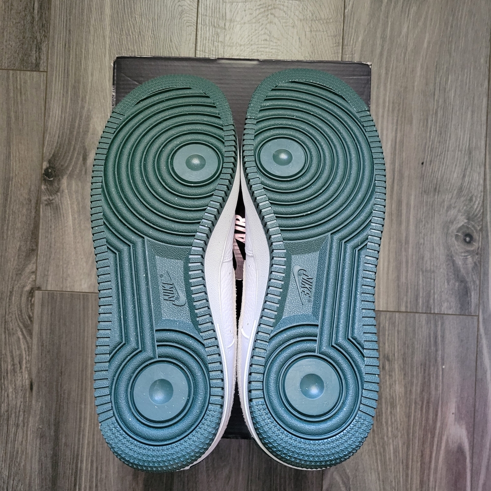 Nike Air Force 1 Low White / Forrest Green - Picture 4 of 5